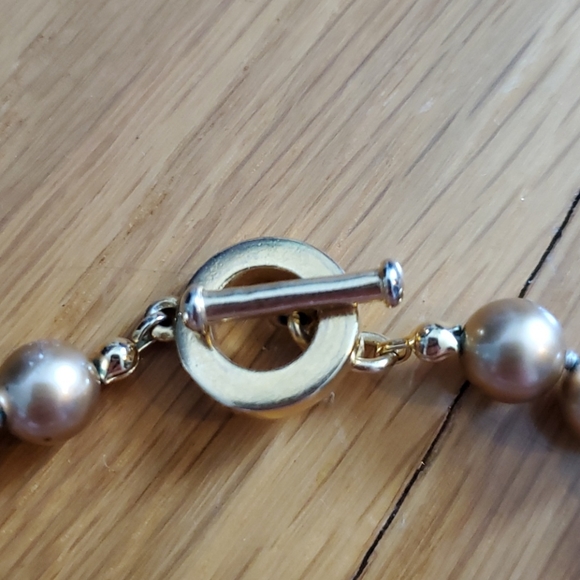 Faux Pearl Set - Picture 2 of 5